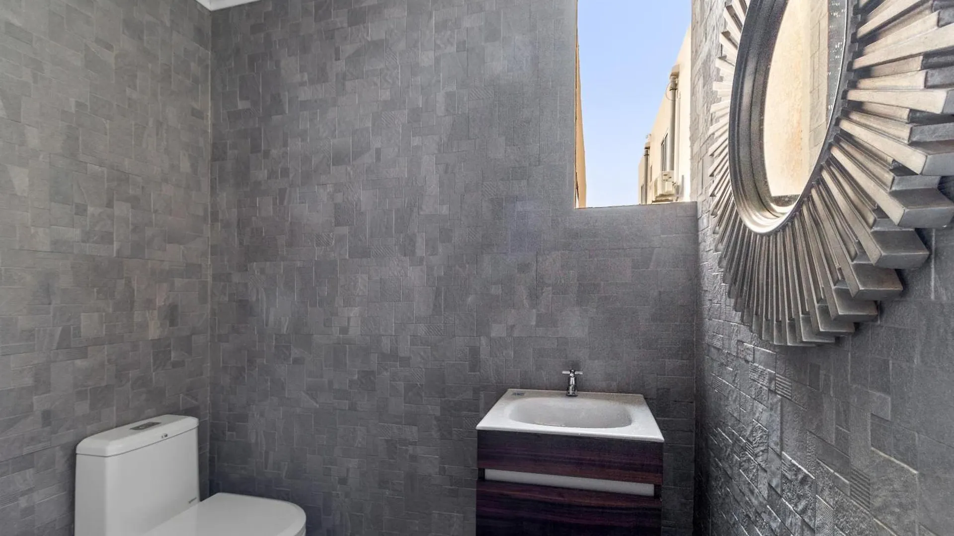 Walishali 67 Apartment Noord